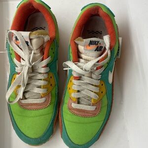 Nike Air AMRC,or US 7.5 BVRTN, OR